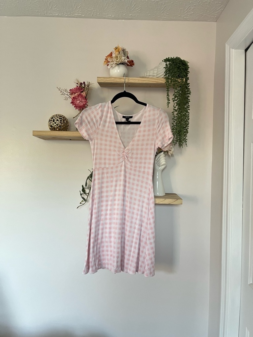 Pink Gingham Plaid V‑Neck Dress